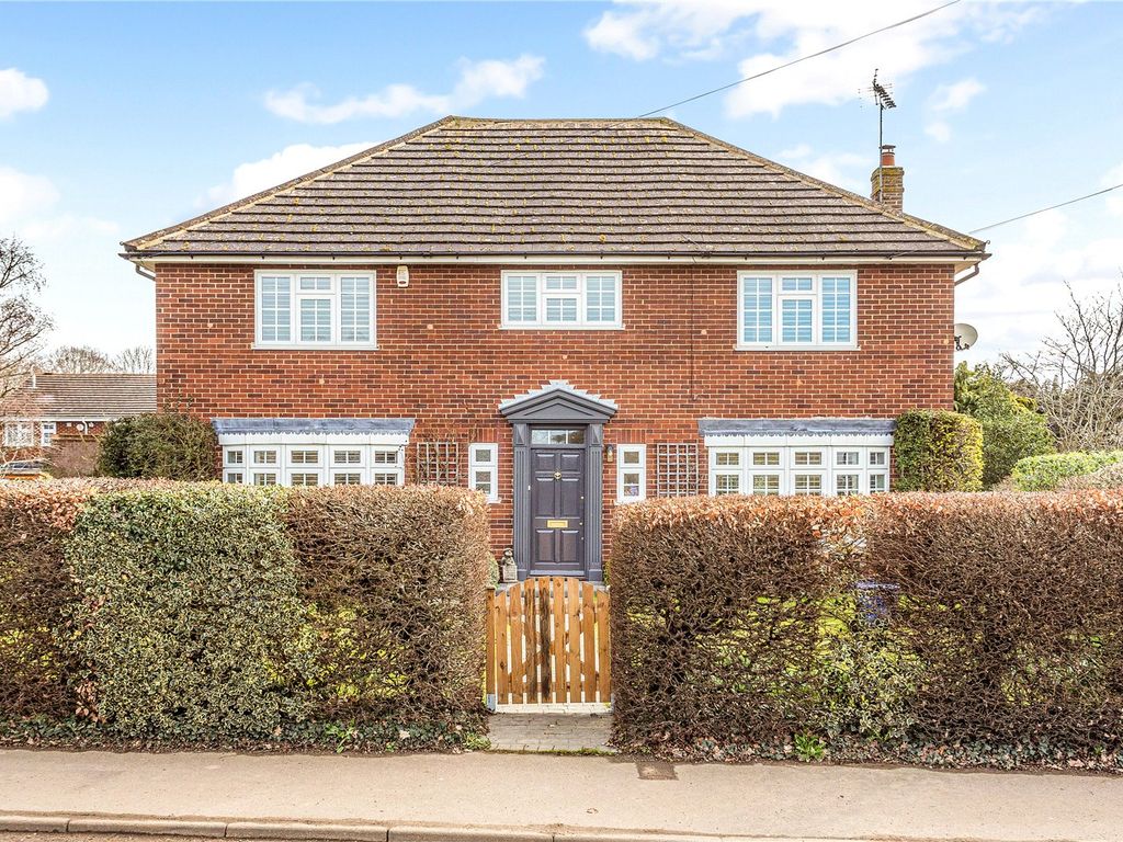 4 bed detached house for sale in The Green, Croxley Green, Rickmansworth, Hertfordshire WD3, £1,375,000