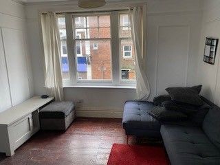 4 bed maisonette to rent in Brixton Hill, London SW2, £3,250 pcm