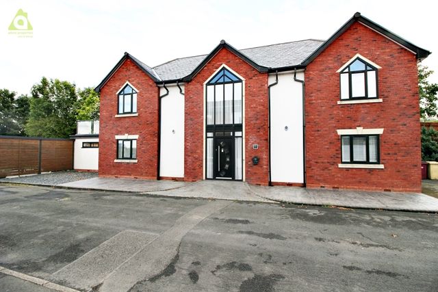 5 bed detached house for sale in Wingates Lane, Westhoughton BL5, £600,000