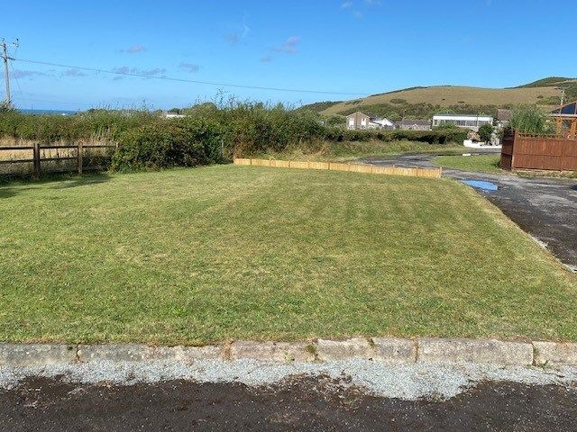 4 bed bungalow for sale in Pentre Isaf, Llanrhystud SY23, £379,950