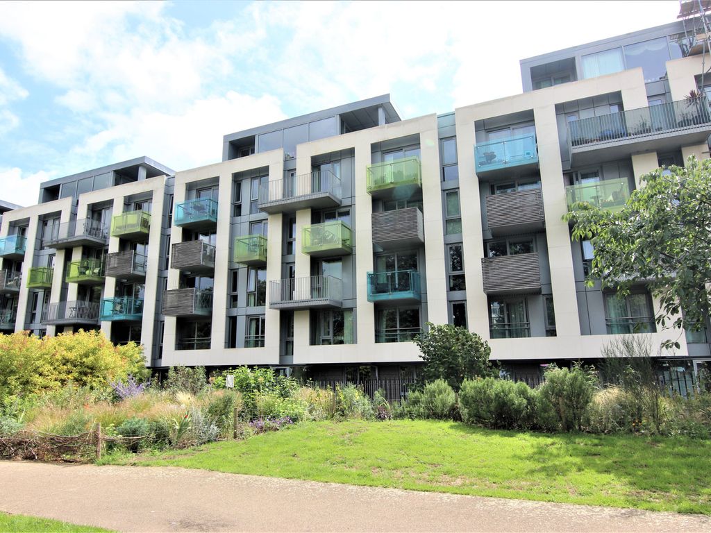 2 bed flat for sale in 11 Blackthorn Avenue, London N7, £650,000