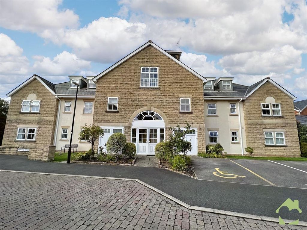 3 bed flat for sale in Weavers Court, Scorton, Preston PR3, £360,000