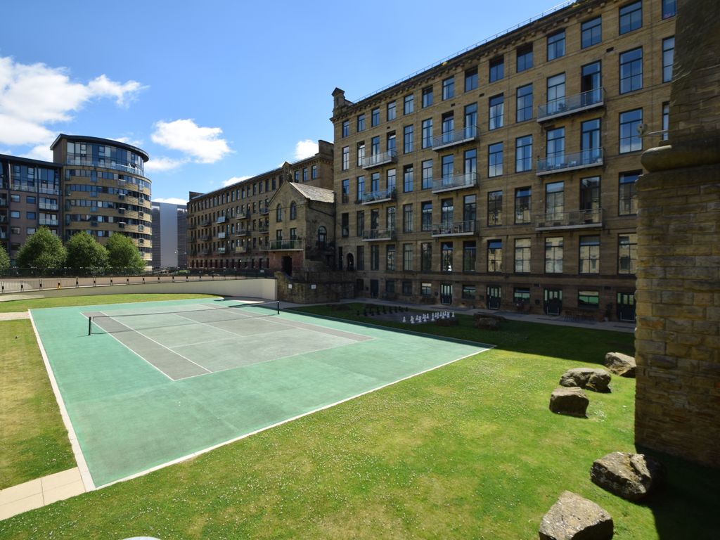 3 bed flat for sale in Masons Mill, Salts Mill Road, Shipley, West Yorkshire BD17, £169,000