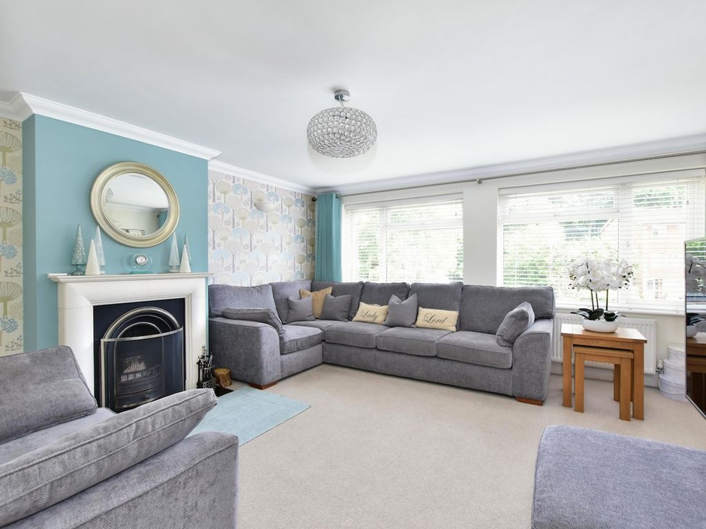 3 bed town house for sale in Copse Wood, Iver Heath SL0, £525,000