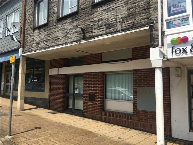 Retail premises to let in 24 Fore Street, Saltash, Cornwall PL12, £17,500 pa