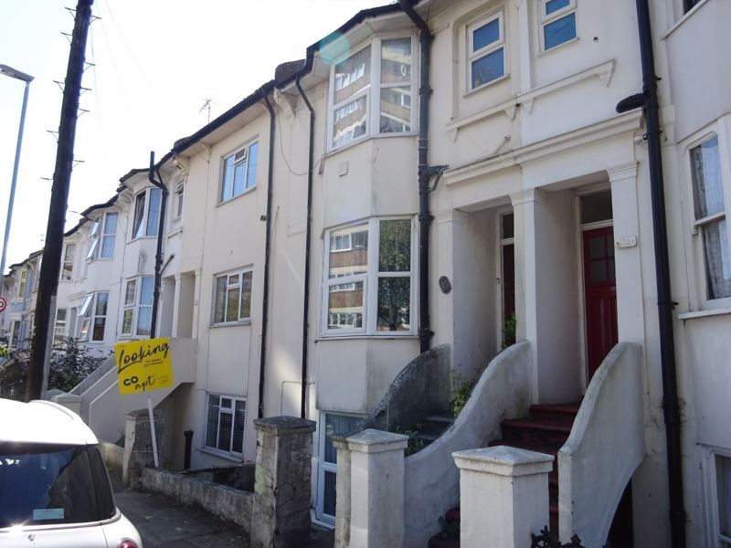 3 bed terraced house for sale in Clarendon Road, Hove BN3, £440,000