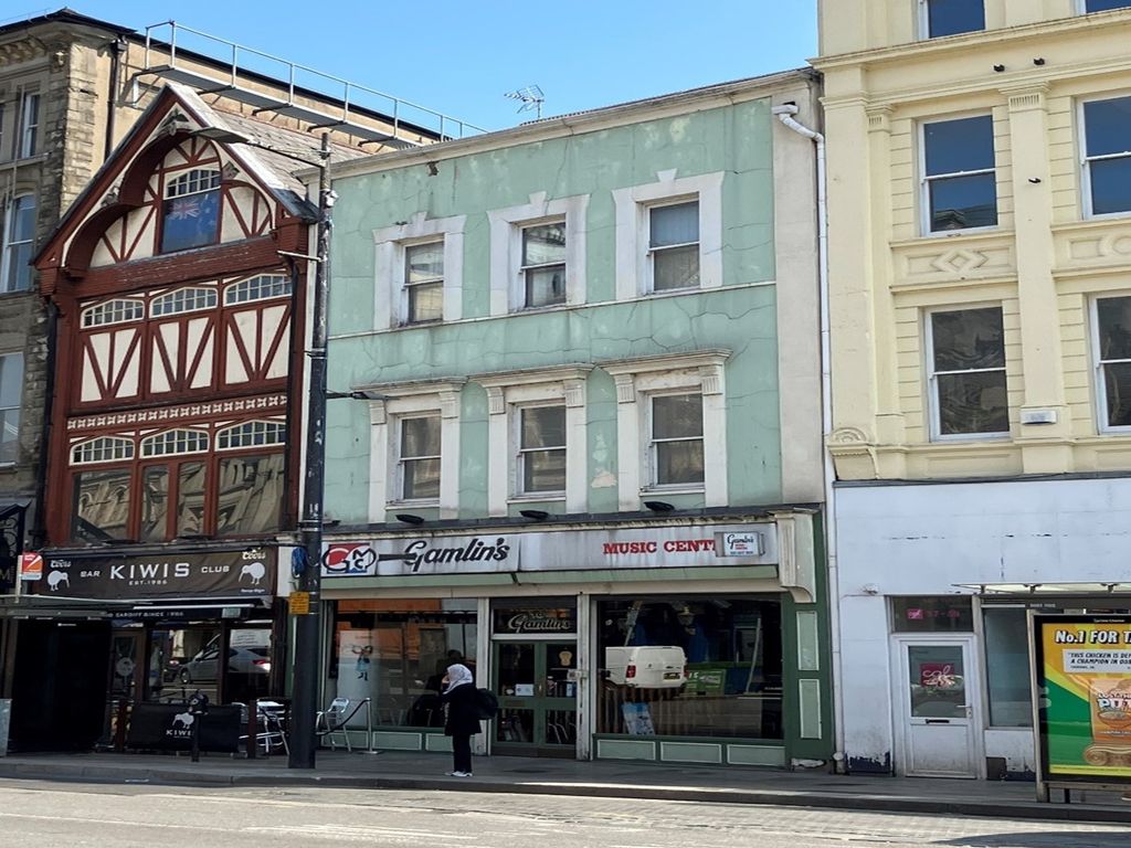 Retail premises to let in St. Mary Street, Cardiff CF10, £90,000 pa