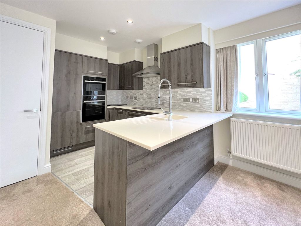 1 bed flat for sale in Stratton Place, Stratton, Cirencester, Gloucestershire GL7, £350,000