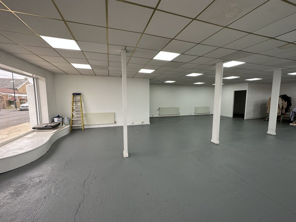 Warehouse to let in Norwood Green, Southall, Greater London UB2, £32,400 pa