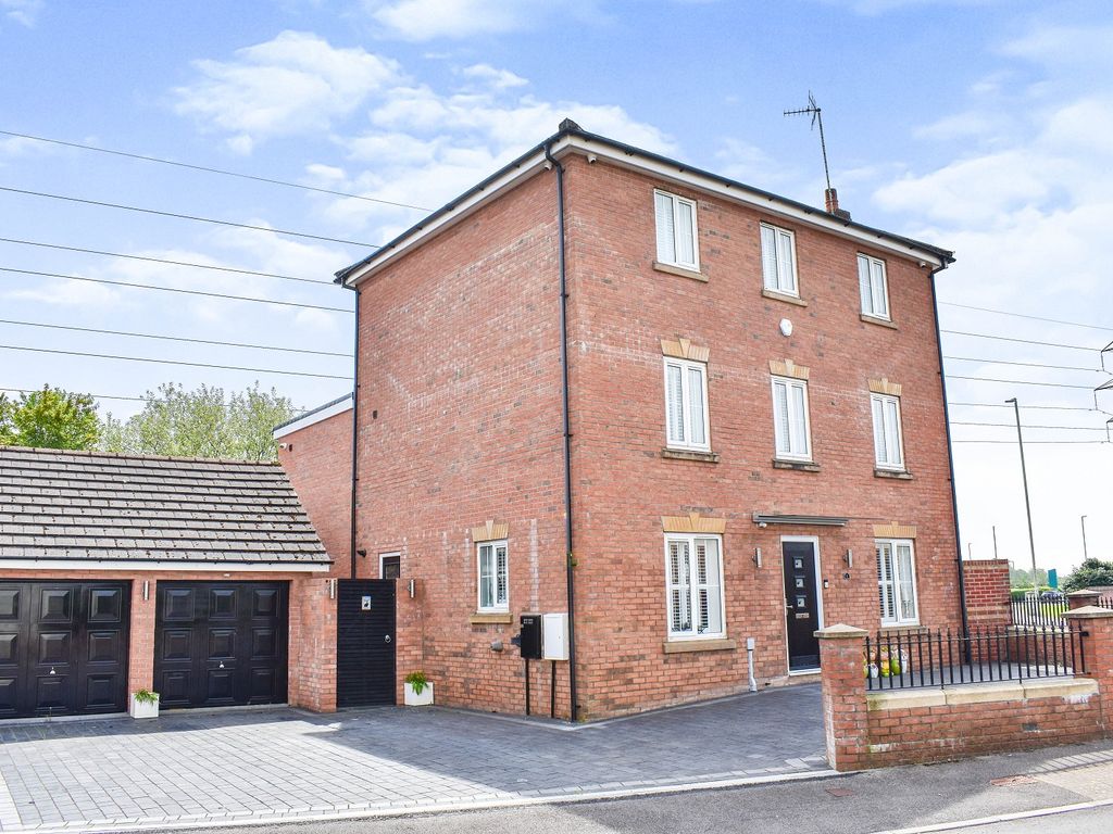 6 bed detached house for sale in St Mary Close, Pencoed, Bridgend County. CF35, £440,000