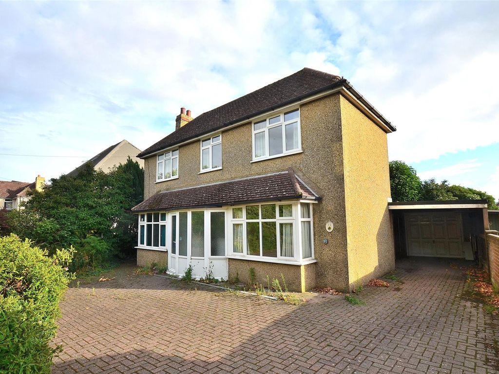 3 bed detached house for sale in Arlesey Road, Stotfold, Hitchin SG5, £520,000