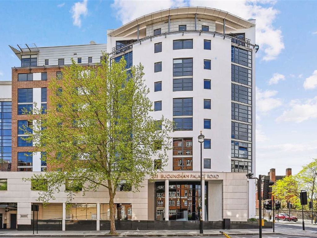 3 bed flat for sale in Buckingham Palace Road, London SW1W, £1,180,000