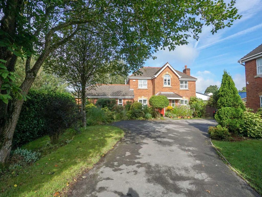 4 bed detached house for sale in Bristle Hall Way, Westhoughton, Bolton BL5, £480,000