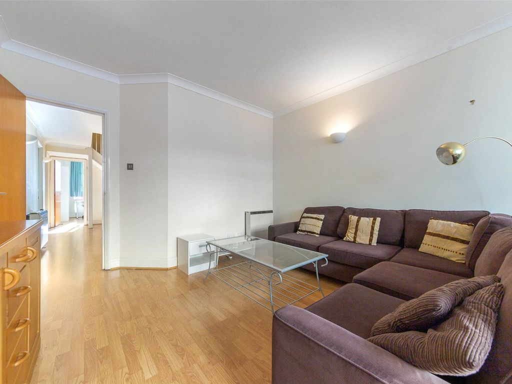 2 bed flat for sale in North Block, County Hall Apartments, 1C Belvedere Road SE1, £700,000