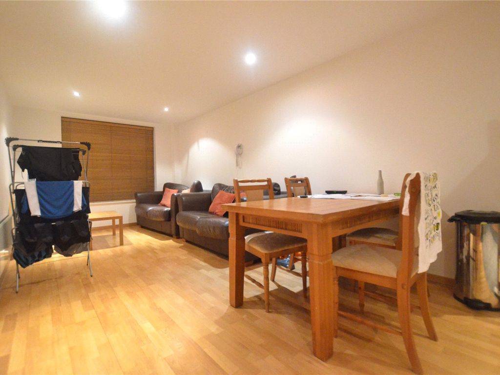 2 bed flat for sale in Oldham Street, Liverpool, Merseyside L1, £85,000