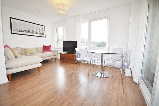 1 bed flat for sale in Peabody Avenue, Pimlico, London SW1V, £600,000