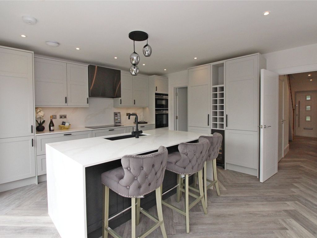 New home, 5 bed detached house for sale in Waltham Grange Close, Little Waltham CM3, £875,000