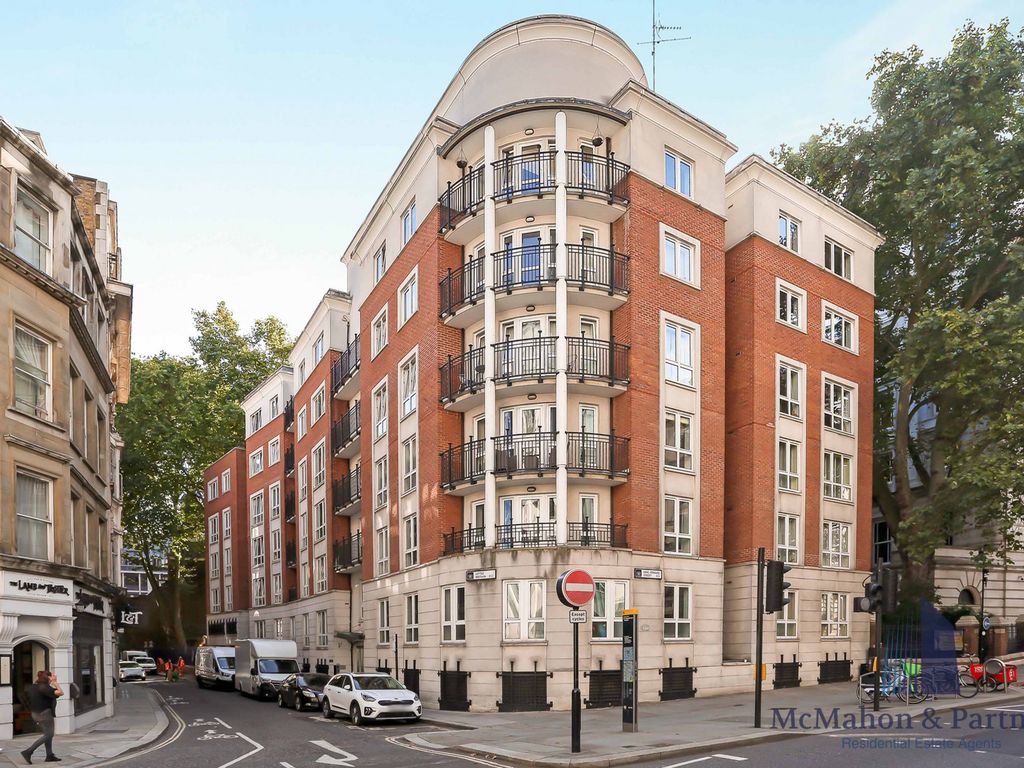 1 bed flat for sale in 75 Little Britain, London EC1A, £555,000