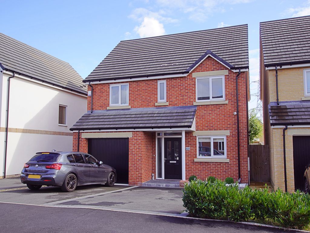4 bed detached house for sale in Oakdale Drive, St. Helens WA9, £300,000