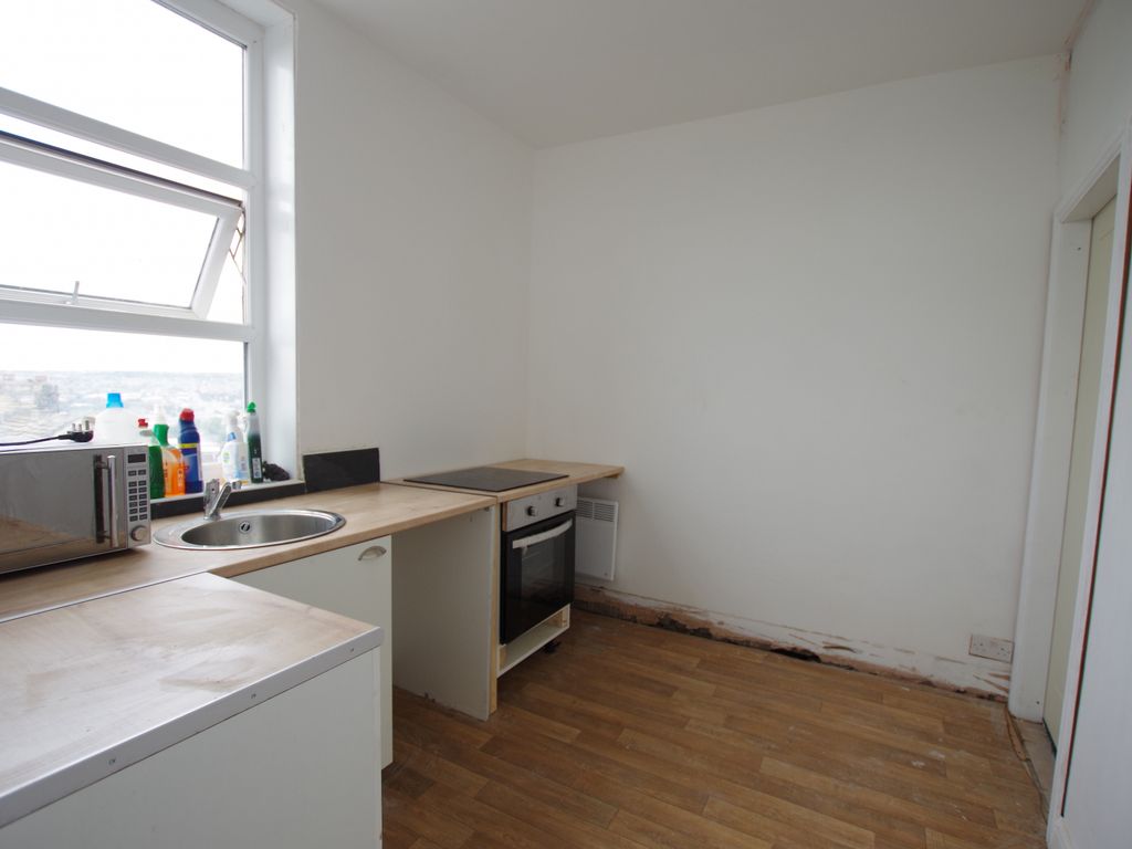1 bed flat to rent in Hustler Street, Bradford BD3, £600 pcm