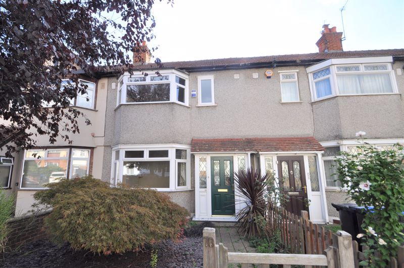 3 bed terraced house for sale in Consfield Avenue, New Malden KT3, £500,000