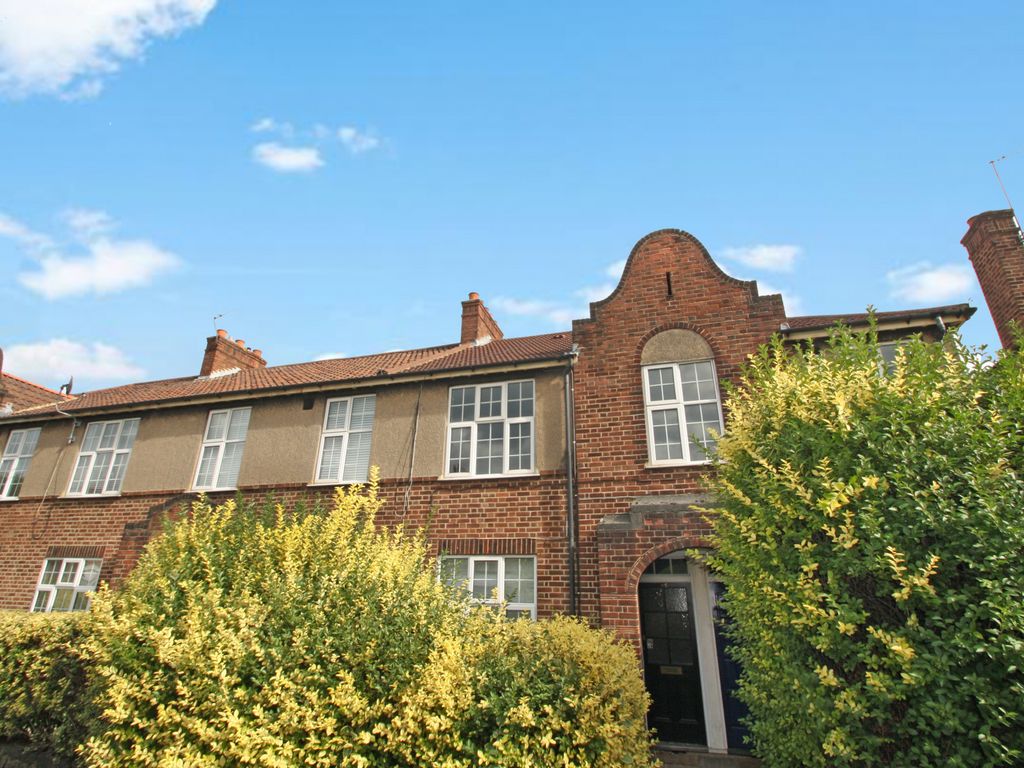2 bed flat to rent in Stondon Park, London SE23, £1,900 pcm