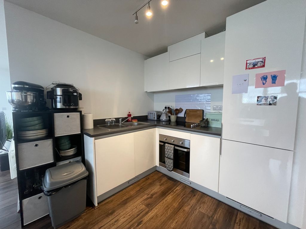 1 bed flat for sale in Waterfront West, Brierley Hill, Dudley DY5, £80,000