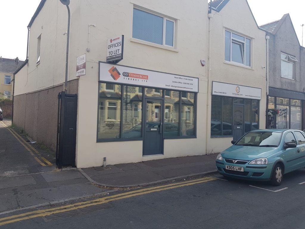 Office to let in St. Marys Avenue, Barry CF63, £8,280 pa