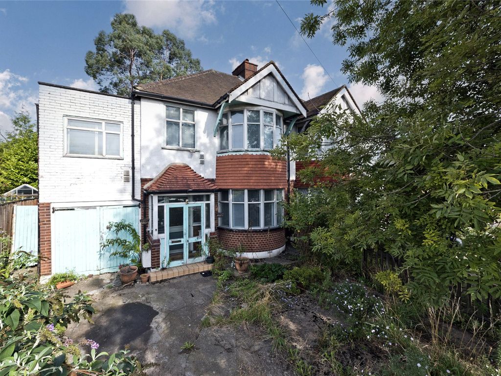 4 bed semi-detached house for sale in Tolworth Rise North, Surbiton KT5, £430,000