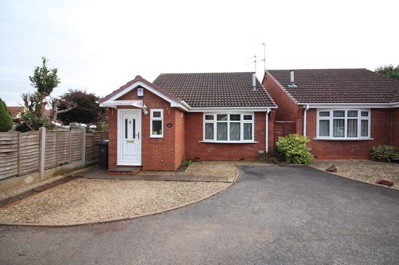 2 bed detached bungalow for sale in Moss Grove, Kingswinford DY6, £260,000