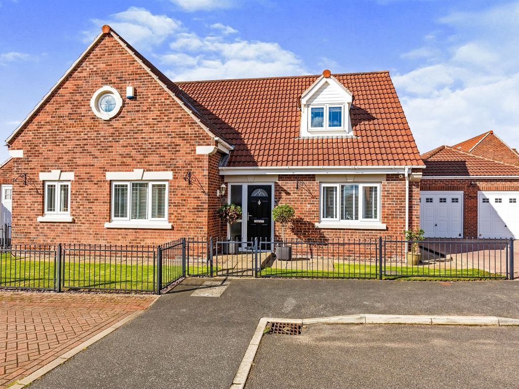 4 bed detached house for sale in Hilldrecks View, Ravenfield, Rotherham S65, £500,000
