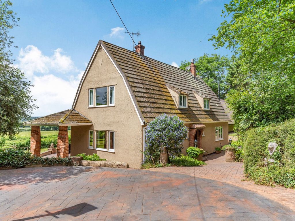 3 bed detached house for sale in Rewe, Exeter, Devon EX5, £700,000