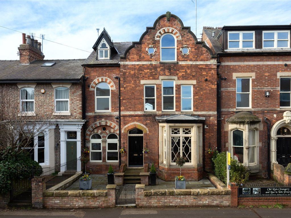 6 bed terraced house for sale in Fulford Road, York YO10, £950,000