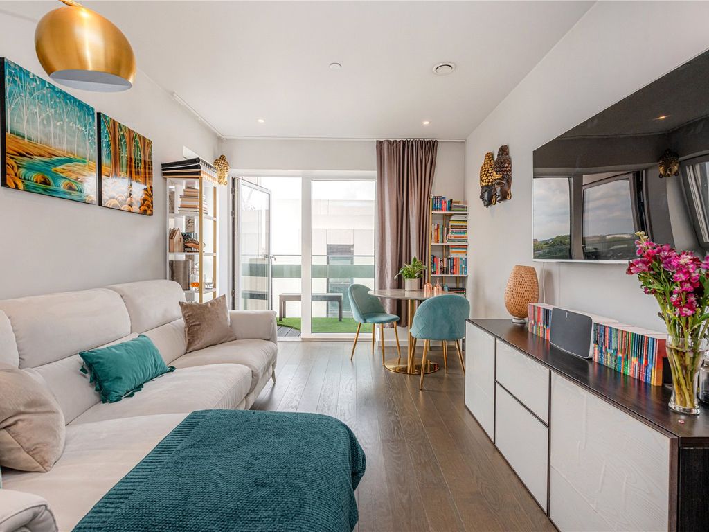 1 bed flat for sale in York Way, London N7, £525,000