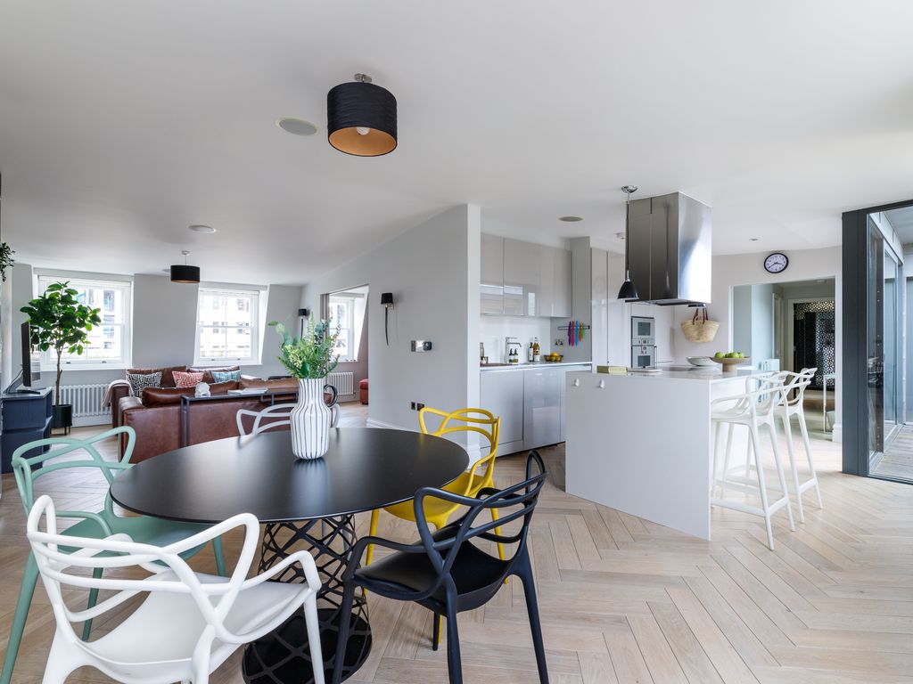 3 bed flat for sale in Broad Court, London WC2B, £2,500,000