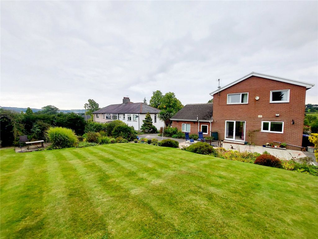 5 bed detached house for sale in Gisburn Road, Barrowford, Nelson BB9, £550,000