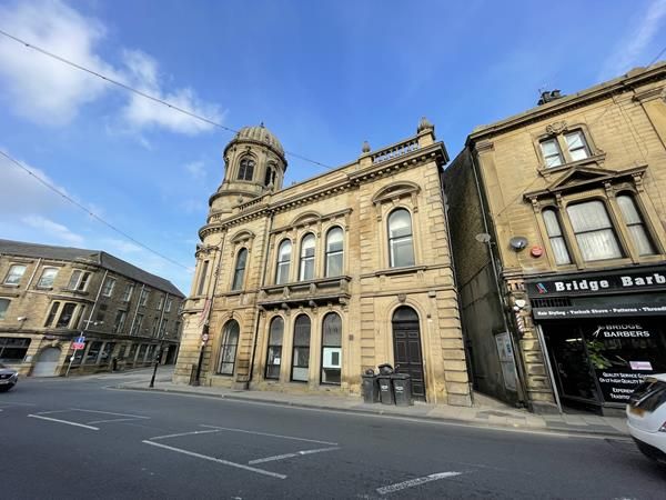 Restaurant/cafe to let in 9 Town Hall Street, Sowerby Bridge HX6, £35,000 pa