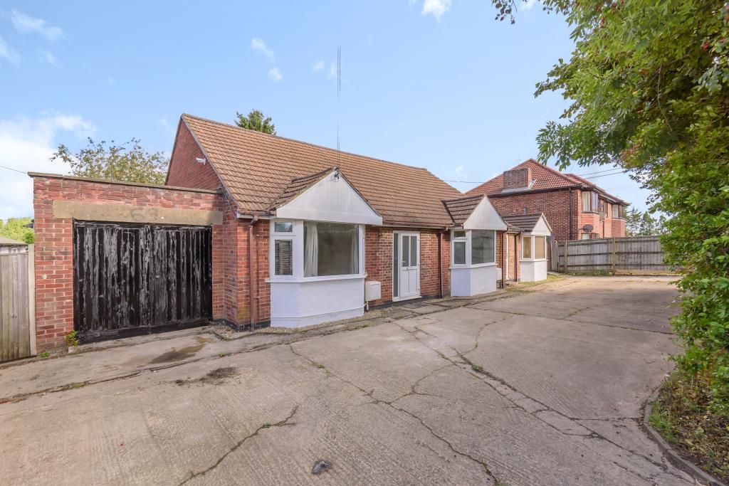 5 bed detached house for sale in Botley, Oxford OX2, £570,000