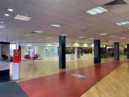 Leisure/hospitality to let in Bridge Street, Bolton, Lancashire BL1, £135,000 pa