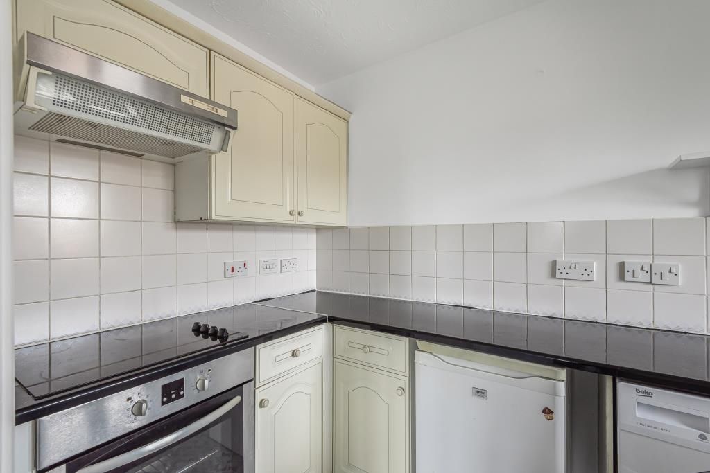 2 bed flat to rent in Didcot, Oxfordshire OX11, £1,100 pcm