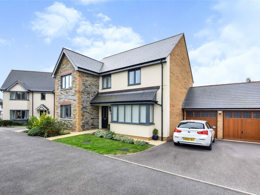 5 bed detached house for sale in Tern Grove, Bude EX23, £525,000