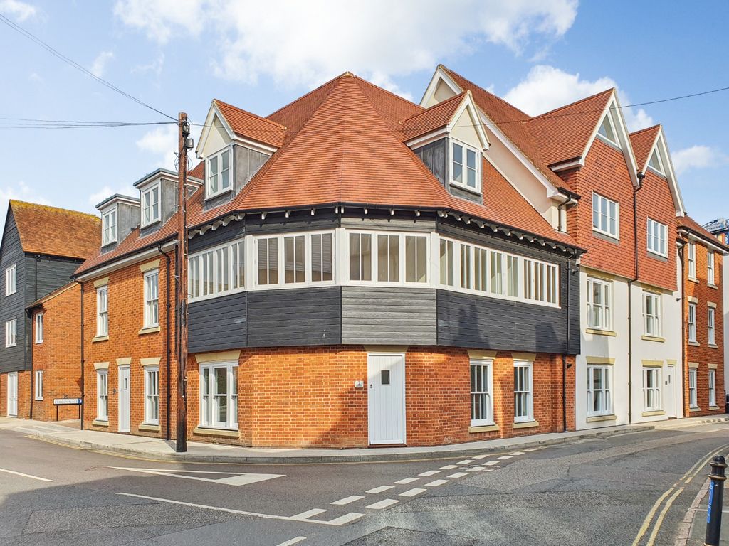 New home, 2 bed flat for sale in Knotts Lane, Canterbury CT1, £240,000