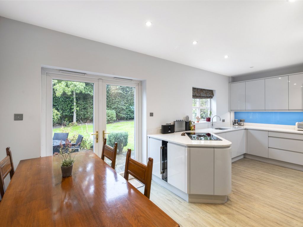 4 bed detached house for sale in The Fairways, Redhill, Surrey RH1, £1,150,000