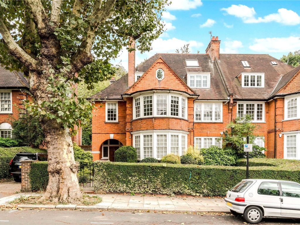 1 bed flat for sale in Heath Drive, Hampstead, London NW3, £495,000