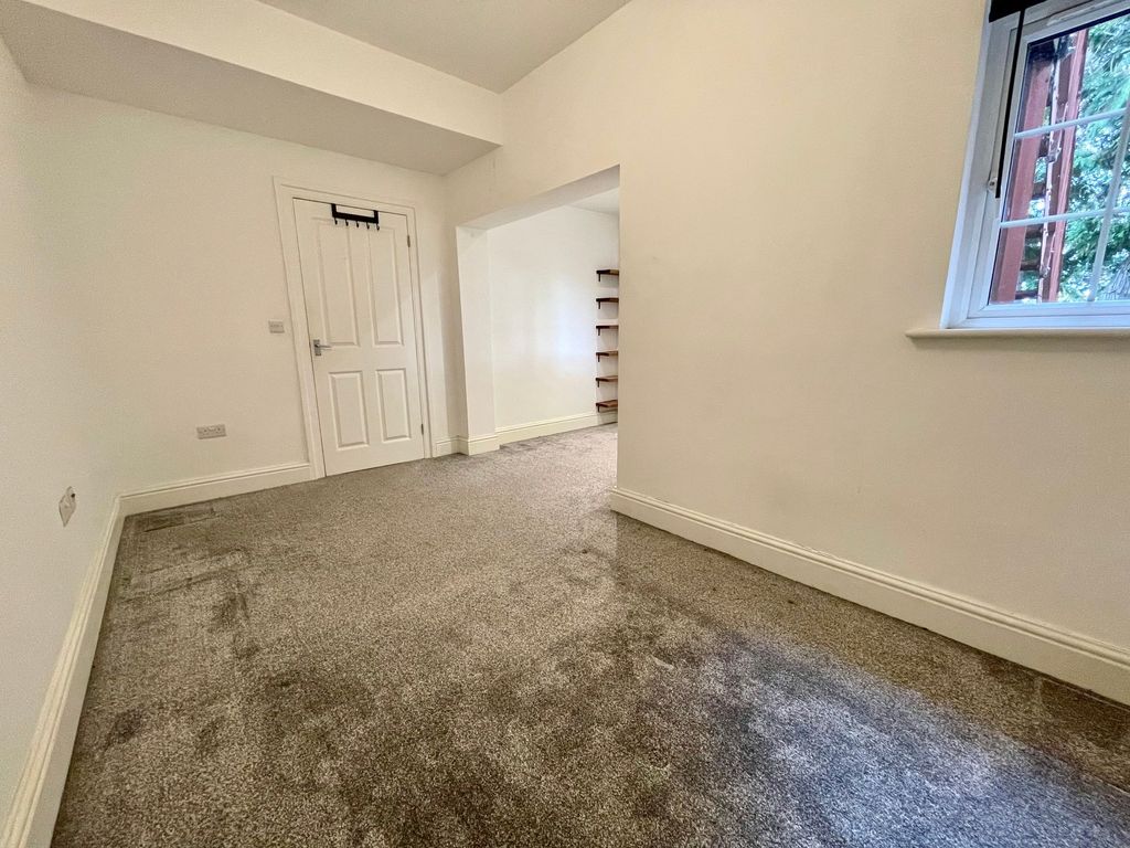 1 bed flat to rent in The Warren, Royston SG8, £900 pcm