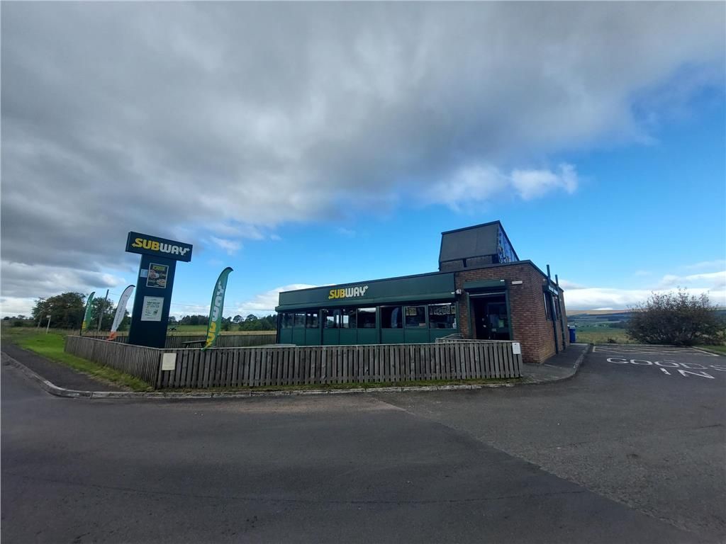 Leisure/hospitality to let in Northbound, Braco, Dunblane, Stirling FK15, Non quoting