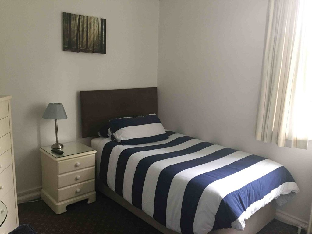 Room to rent in Hunts Lane, Taplow, Maidenhead SL6, £869 pcm