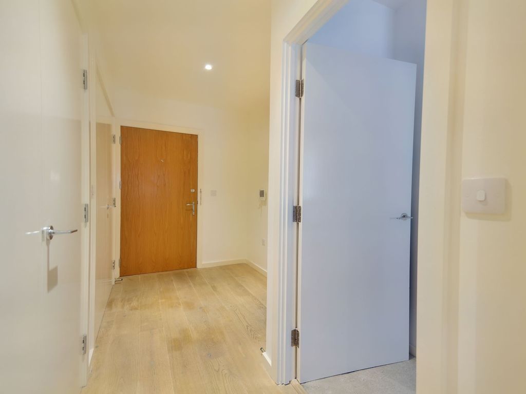 1 bed flat for sale in Bardsley Lane, London SE10, £415,000