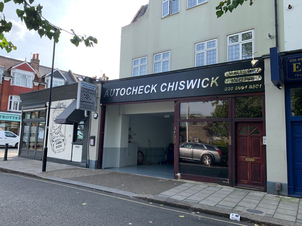Industrial to let in Chiswick Common Road, London W4, £80,000 pa