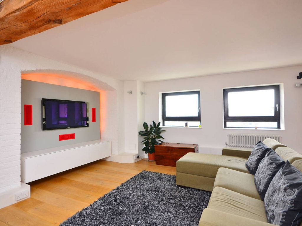 1 bed flat for sale in Shad Thames, Shad Thames, London SE1, £900,000